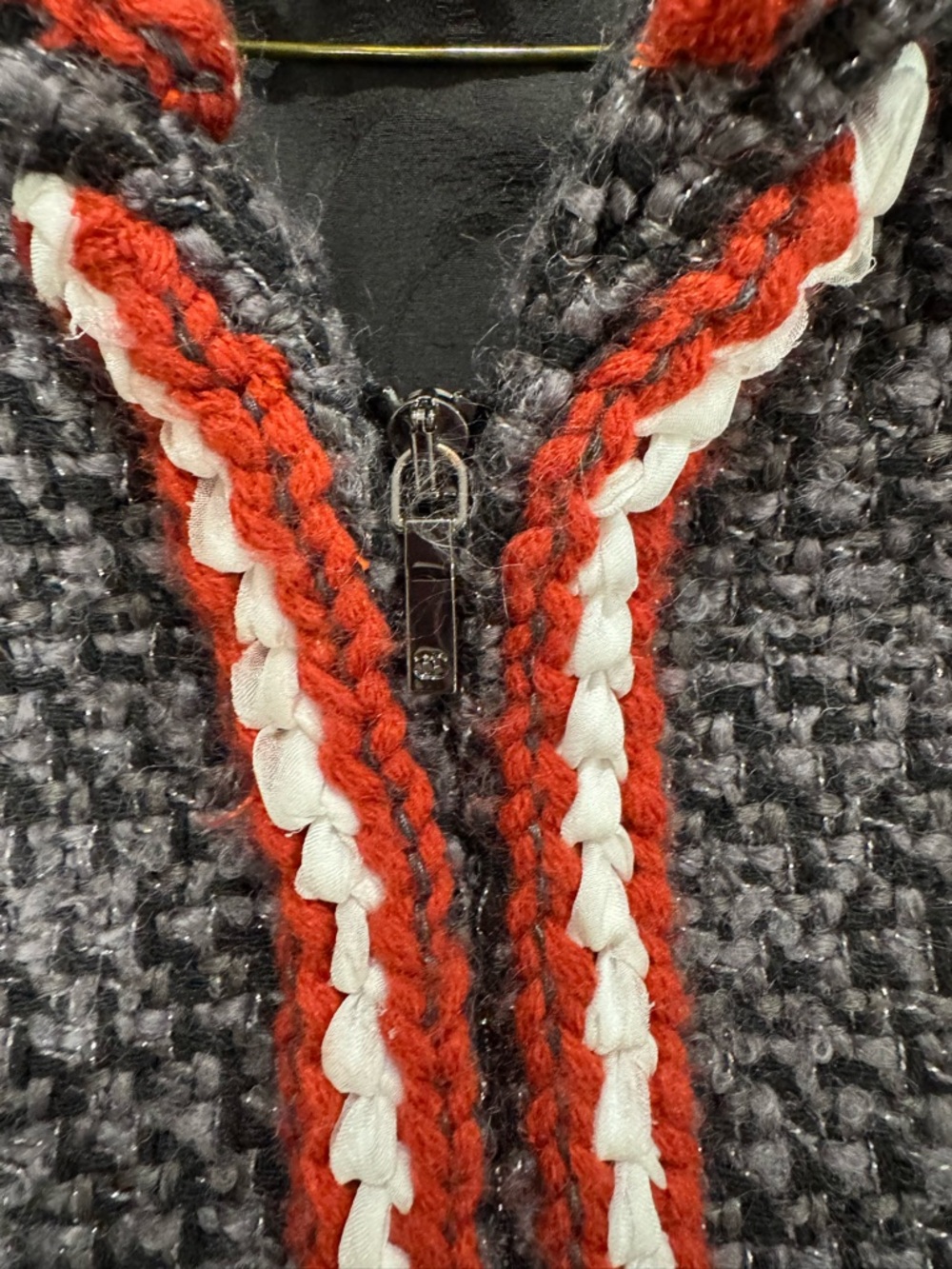 CHANEL Charcoal Knit Two-Piece Suit with Red and White Trim - Picture 10 of 11